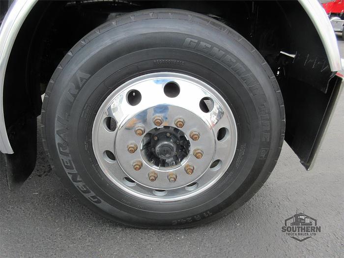 Used 2014 PETERBILT 388