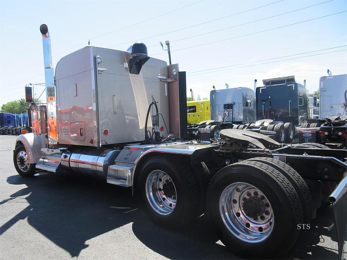Used 2017 KENWORTH W900