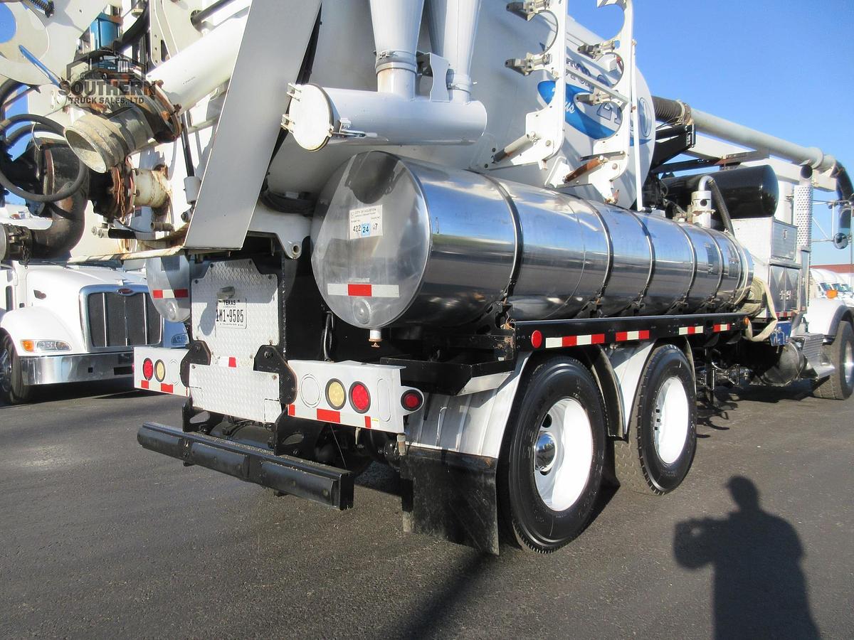 Used 2013 KENWORTH T800