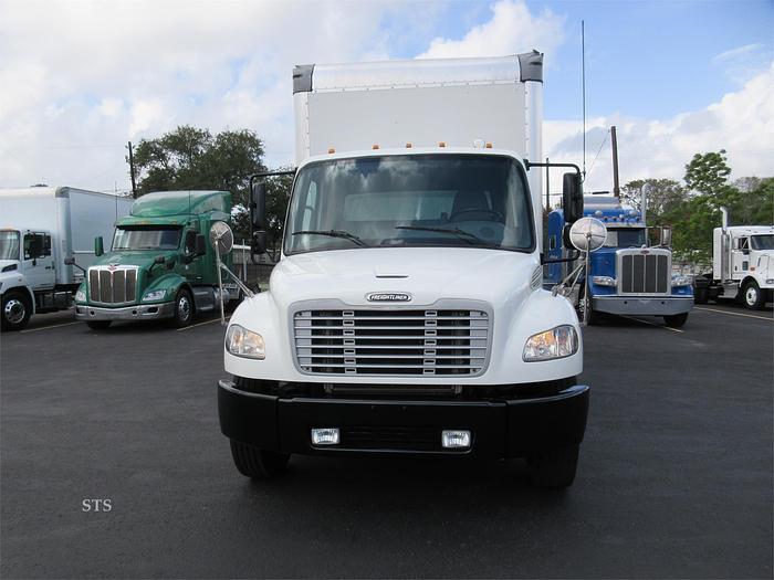 Used 2018 FREIGHTLINER BUSINESS CLASS M2 106