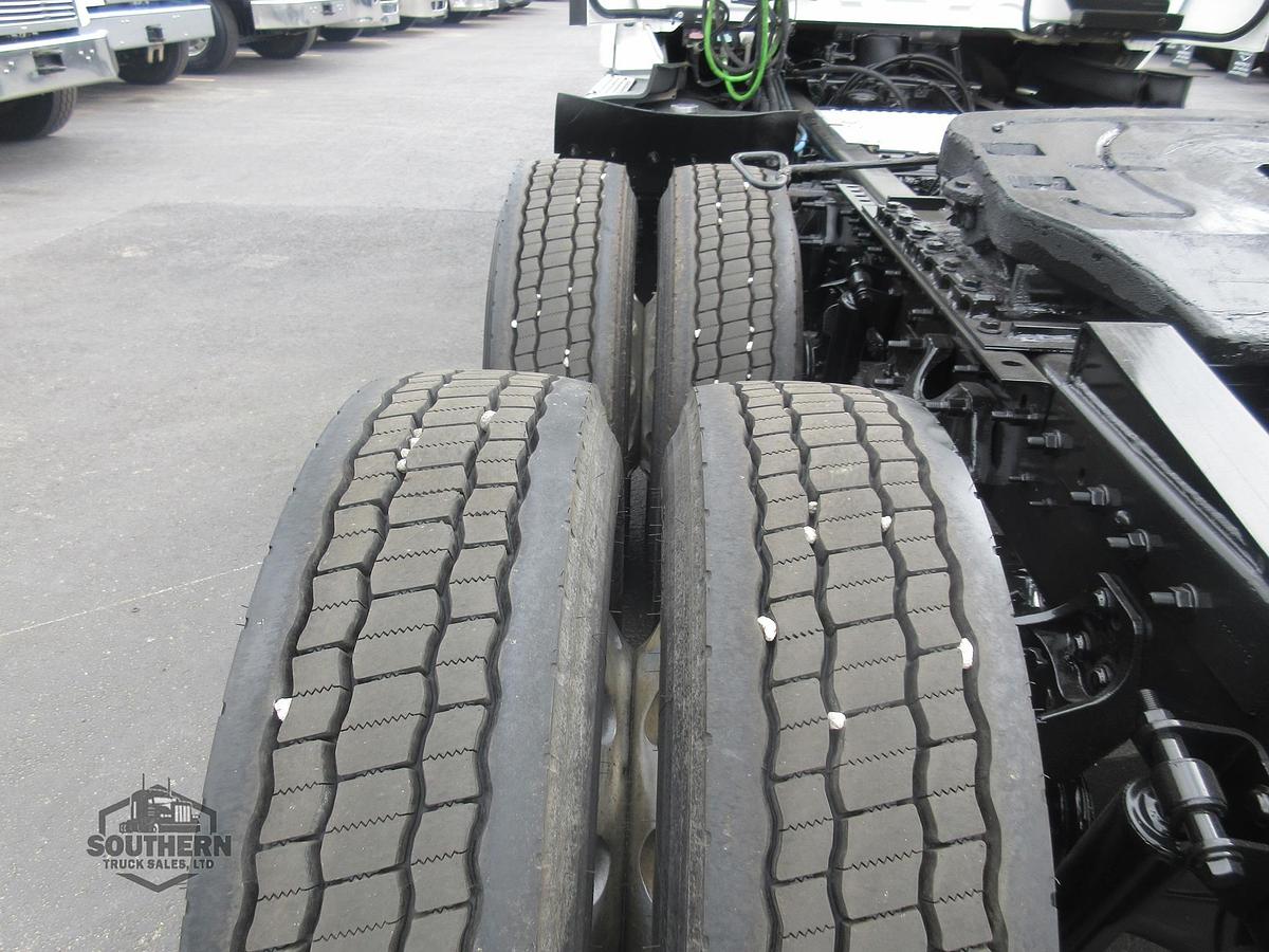 Used 2021 INTERNATIONAL LT