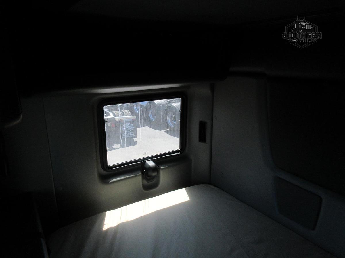 Used 2021 INTERNATIONAL LT