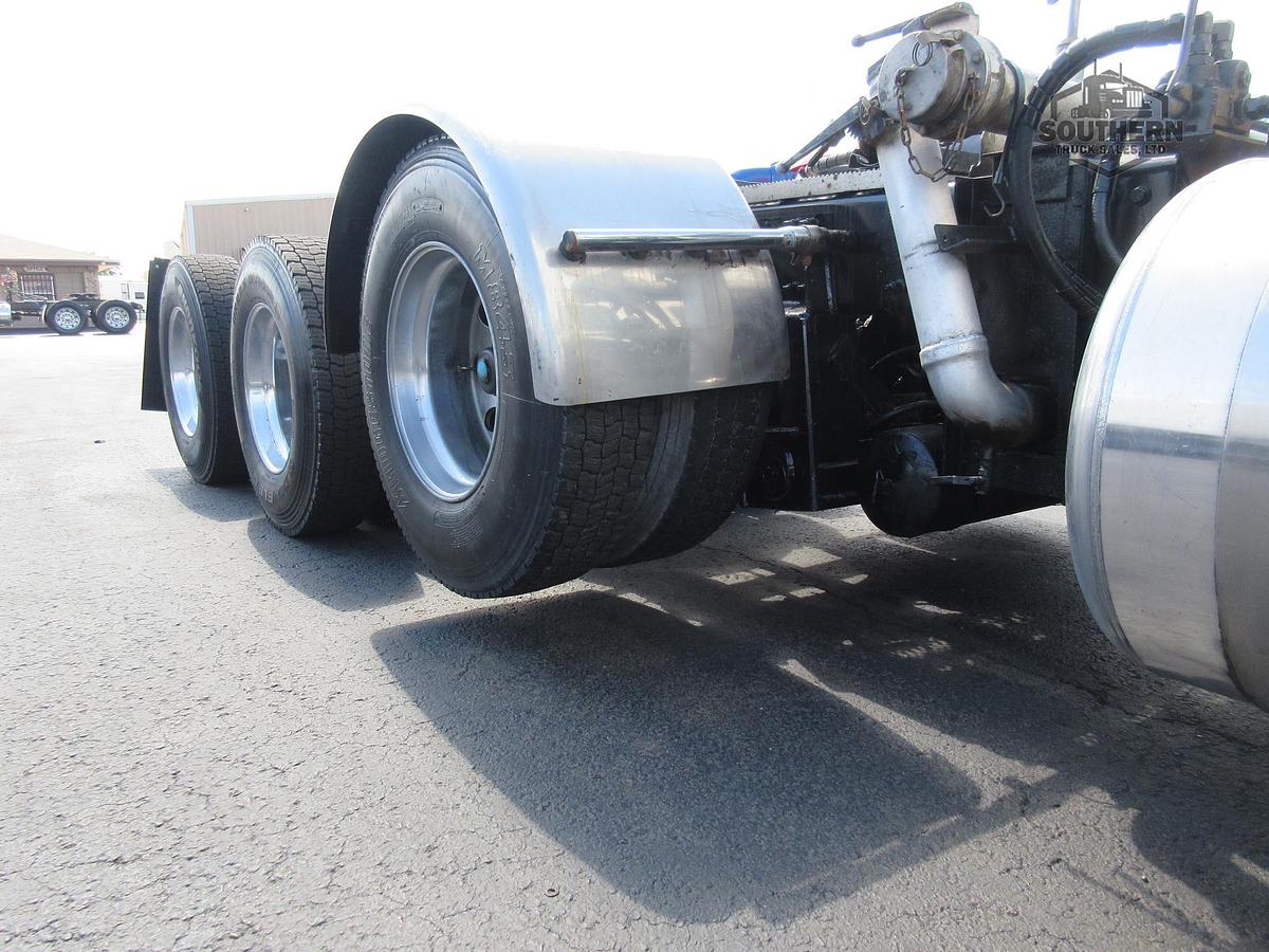 Used 2019 PETERBILT 567