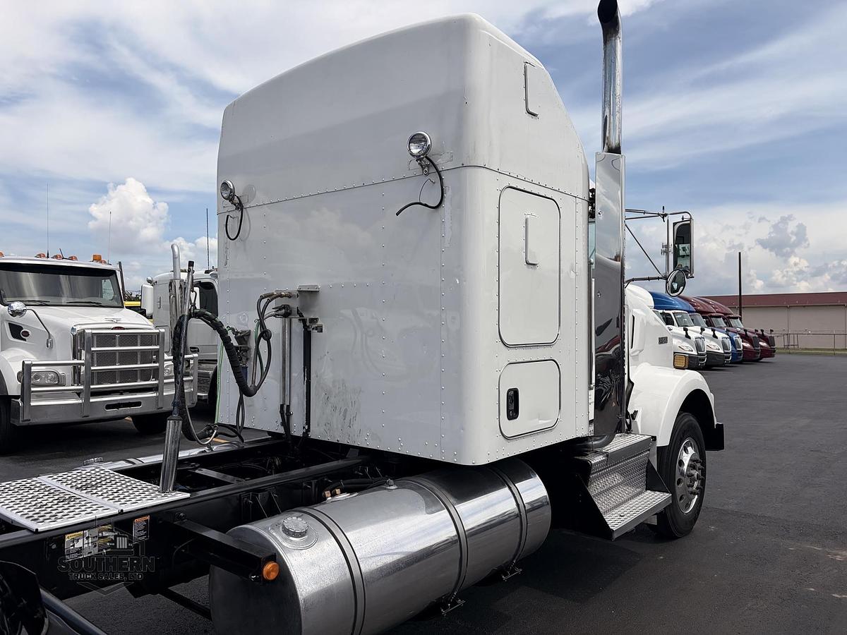 Used 2019 KENWORTH T800
