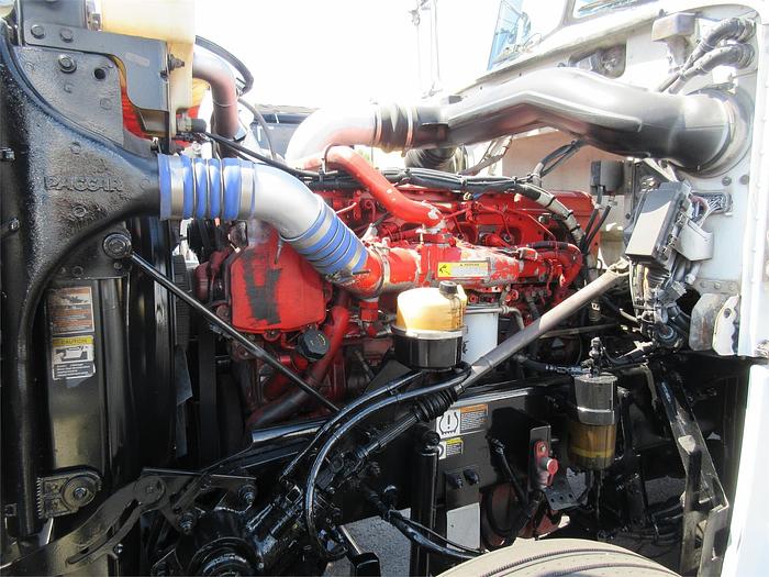 Used 2015 PETERBILT 389