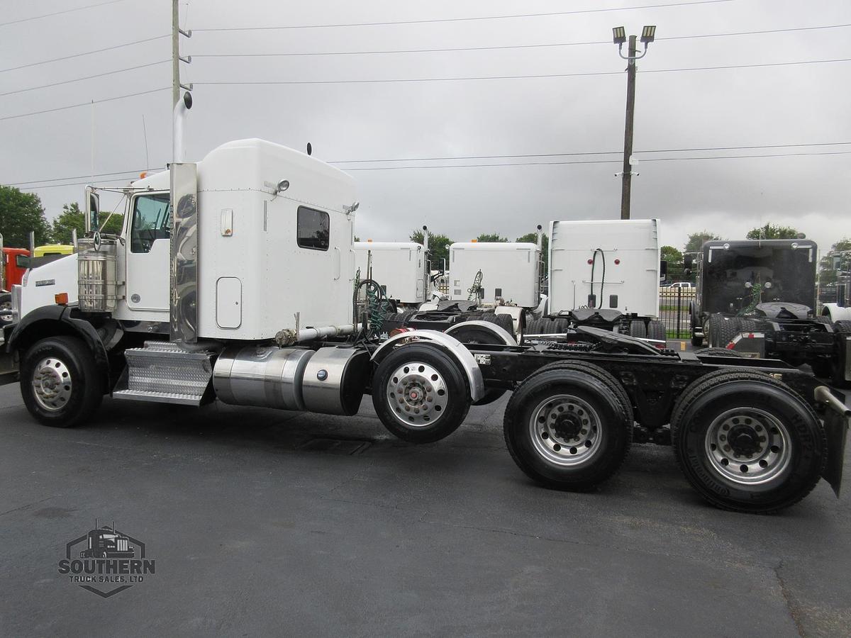 Used 2015 KENWORTH T800