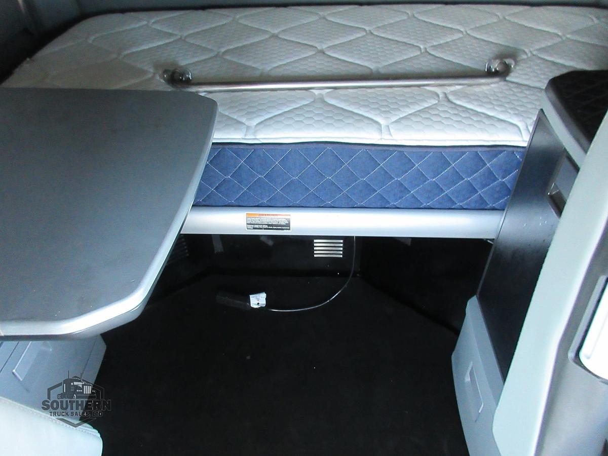 Used 2021 KENWORTH T680