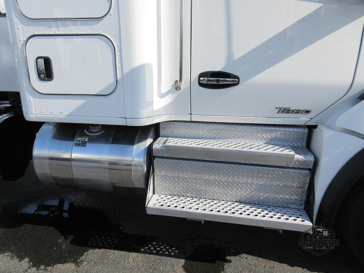 Used 2020 KENWORTH T880