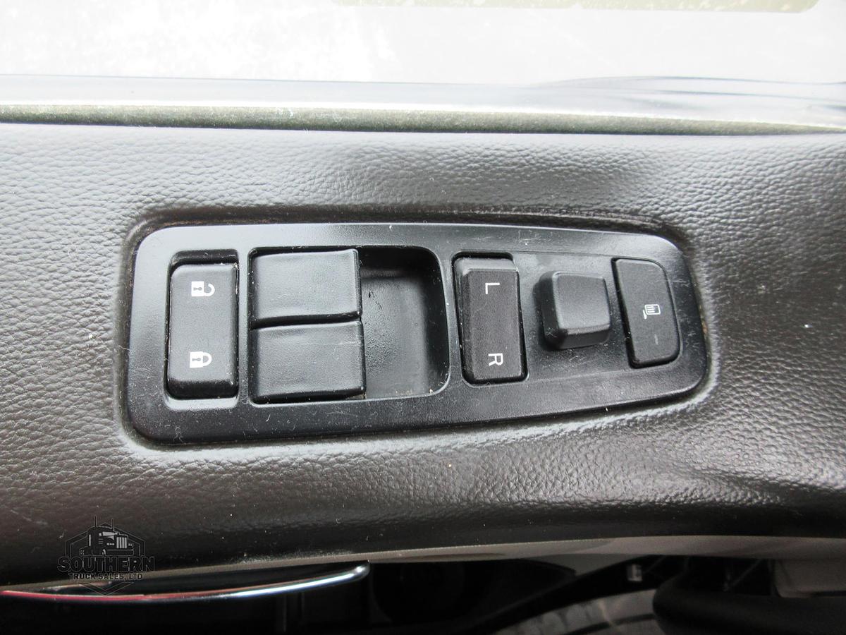 Used 2025 PETERBILT 567