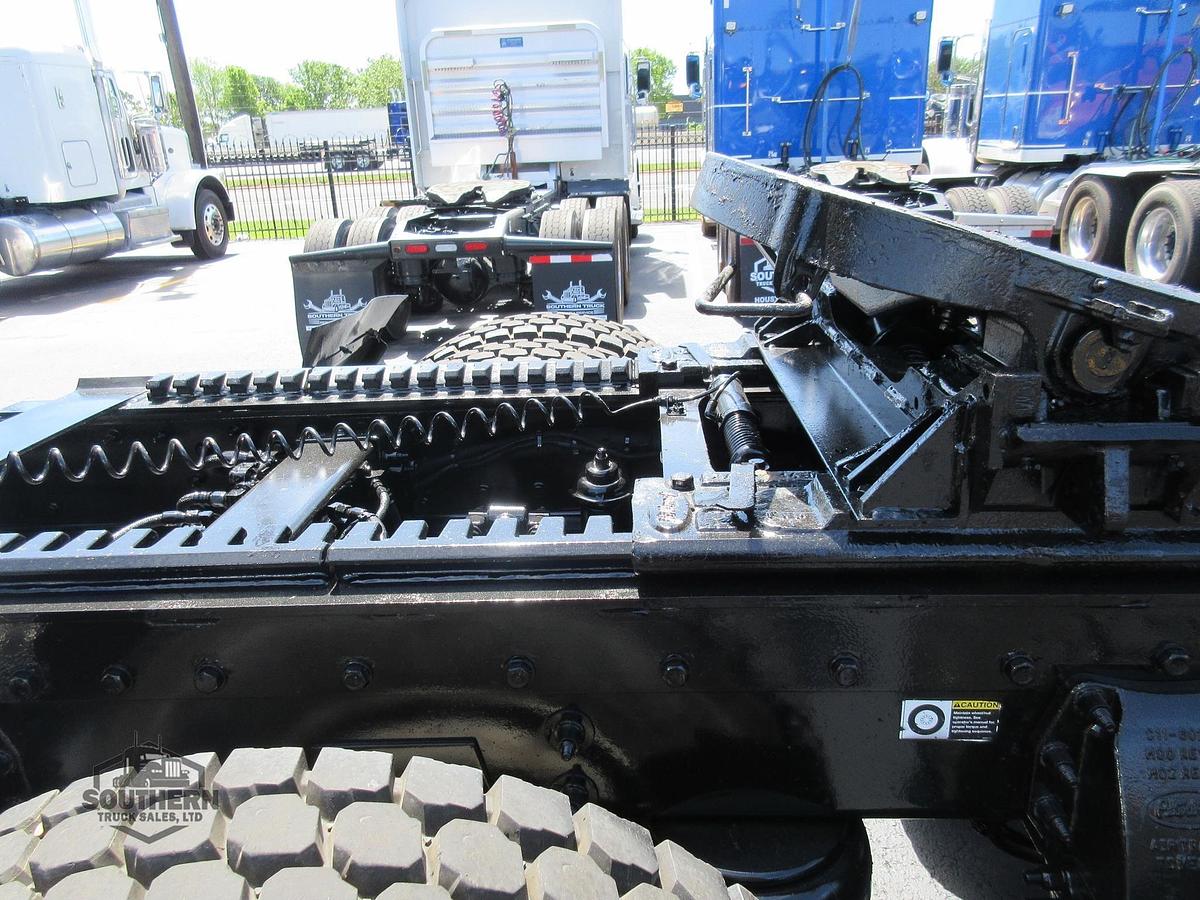 Used 2023 PETERBILT 567