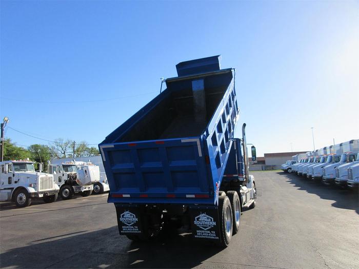 Used 2015 FREIGHTLINER CORONADO 122 SD