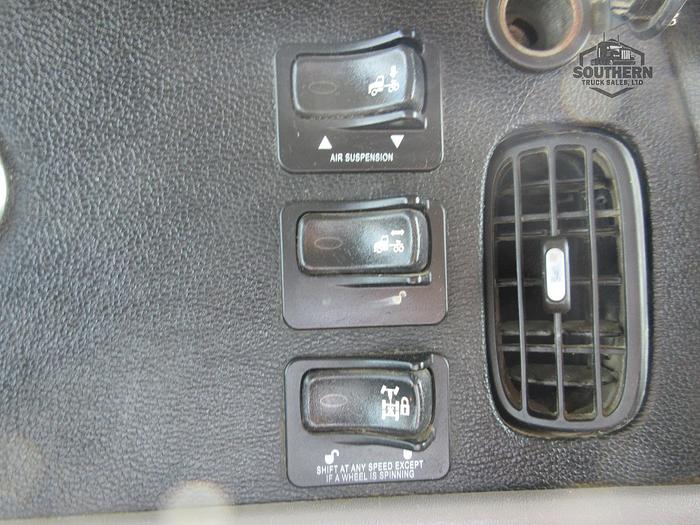 Used 2019 PETERBILT 389