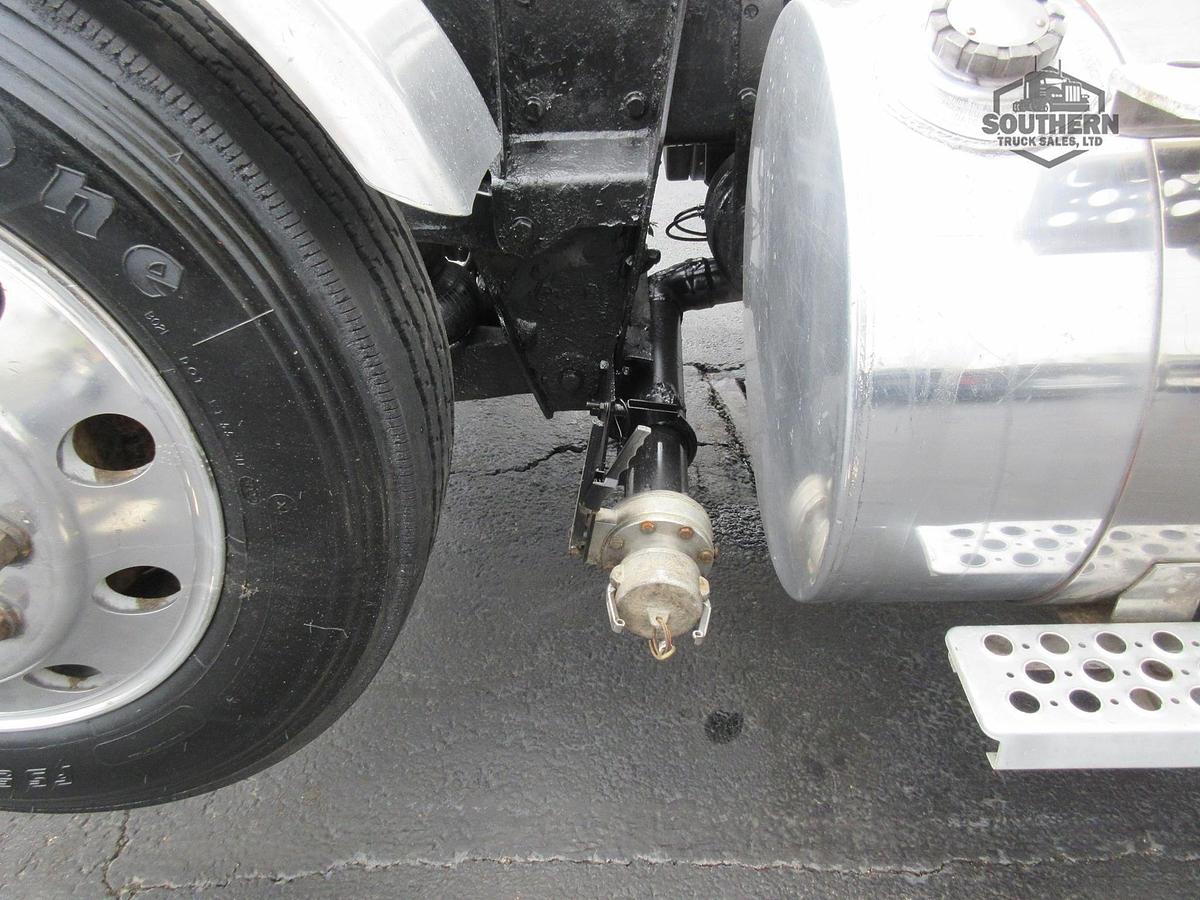 Used 2015 KENWORTH T800