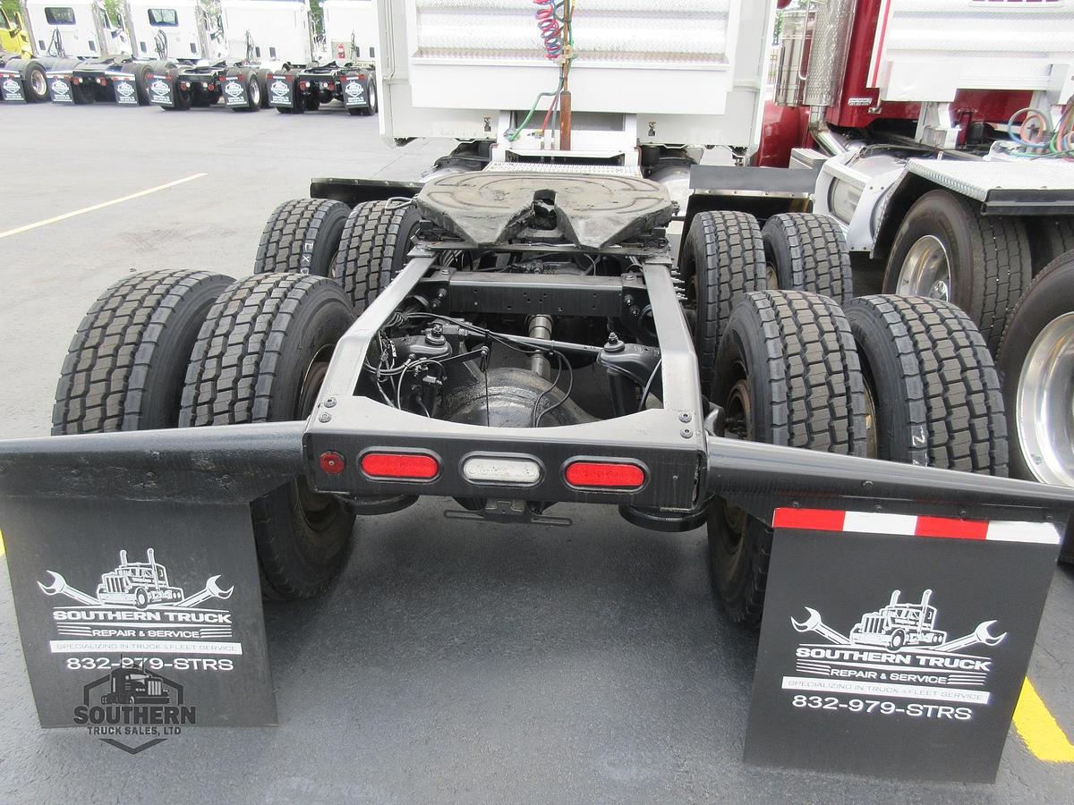 Used 2018 PETERBILT 389