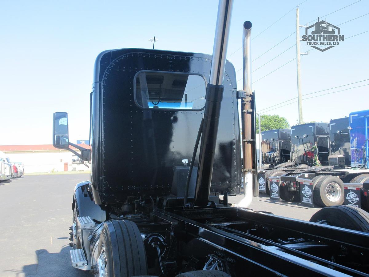Used 2018 PETERBILT 579
