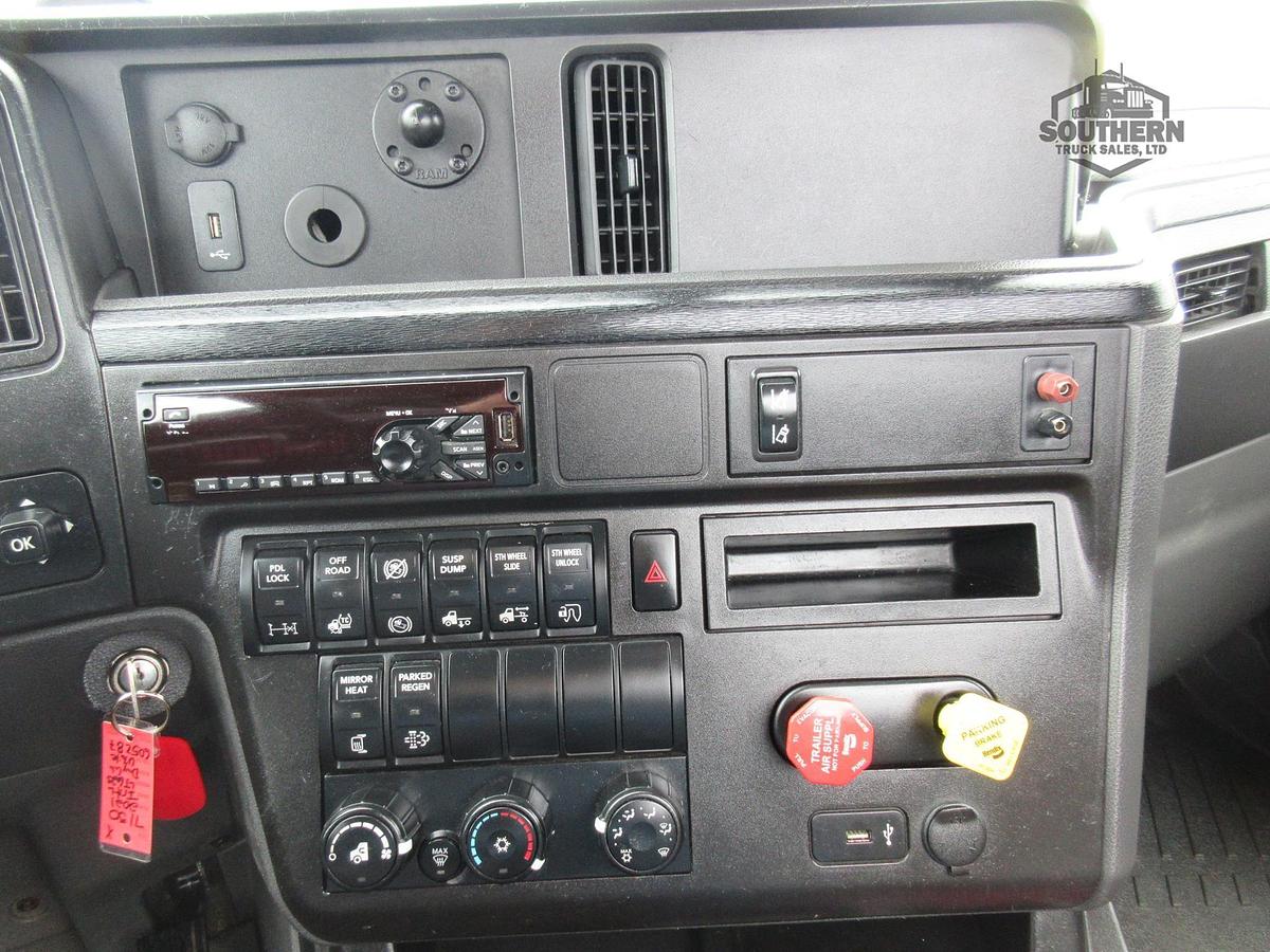 Used 2021 INTERNATIONAL LT