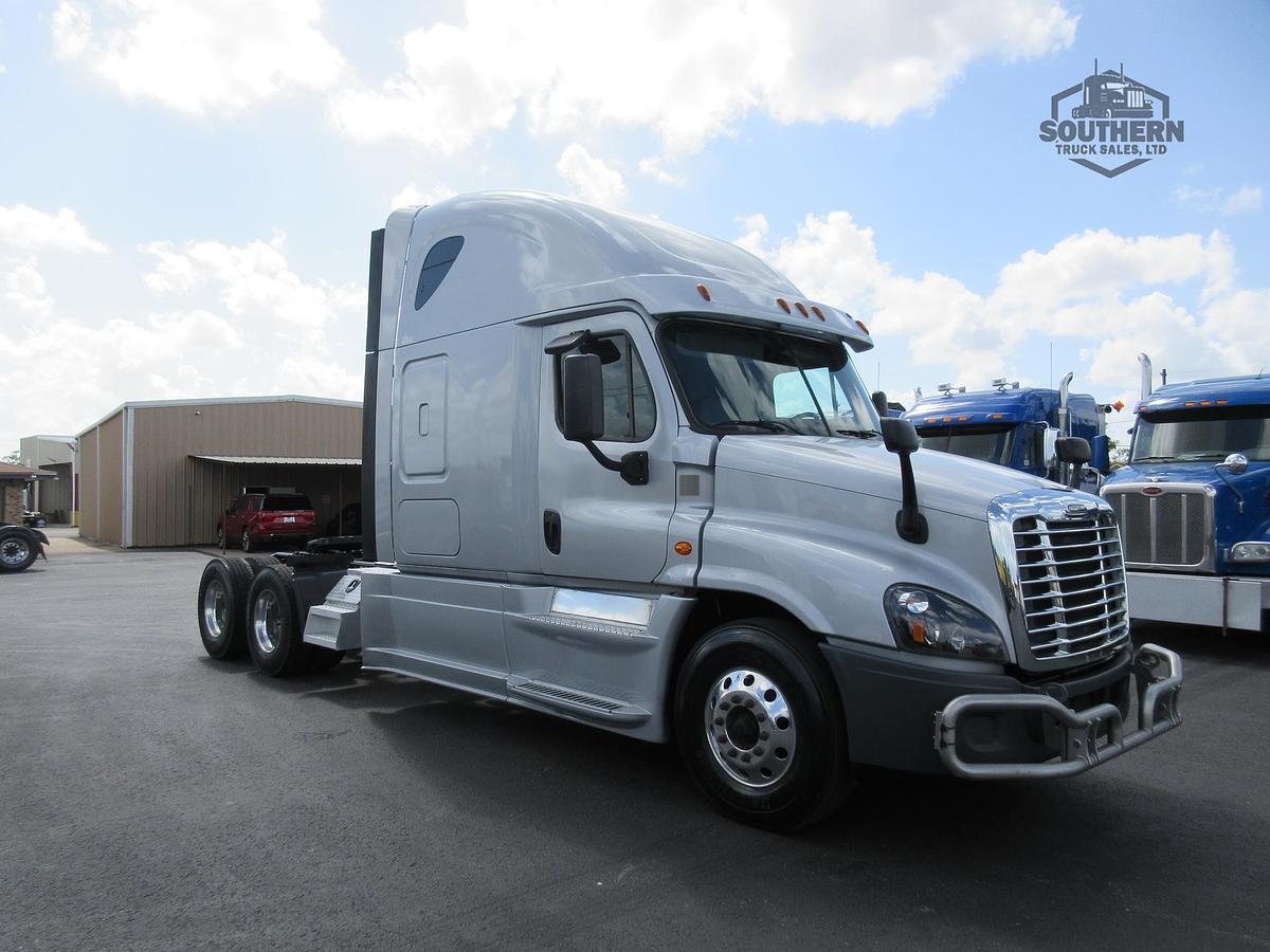 Used 2020 FREIGHTLINER CASCADIA 125
