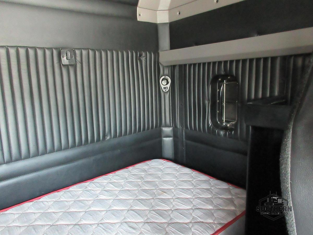 Used 2013 KENWORTH W900L