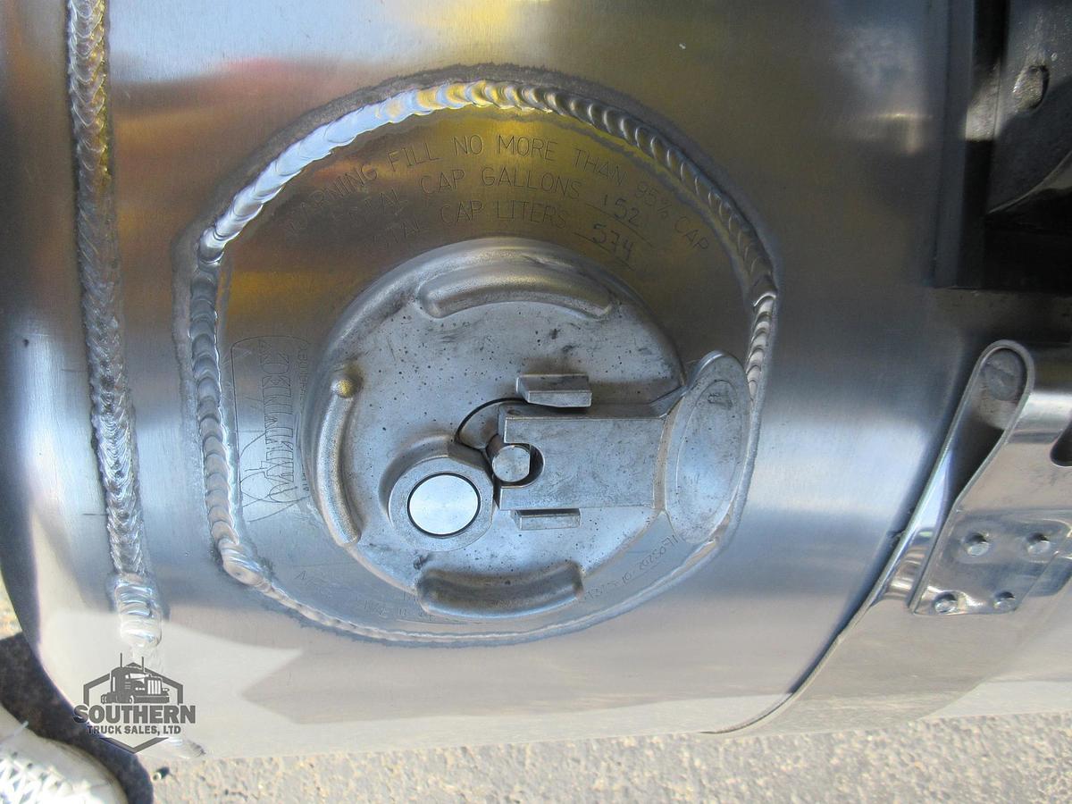 Used 2019 PETERBILT 389