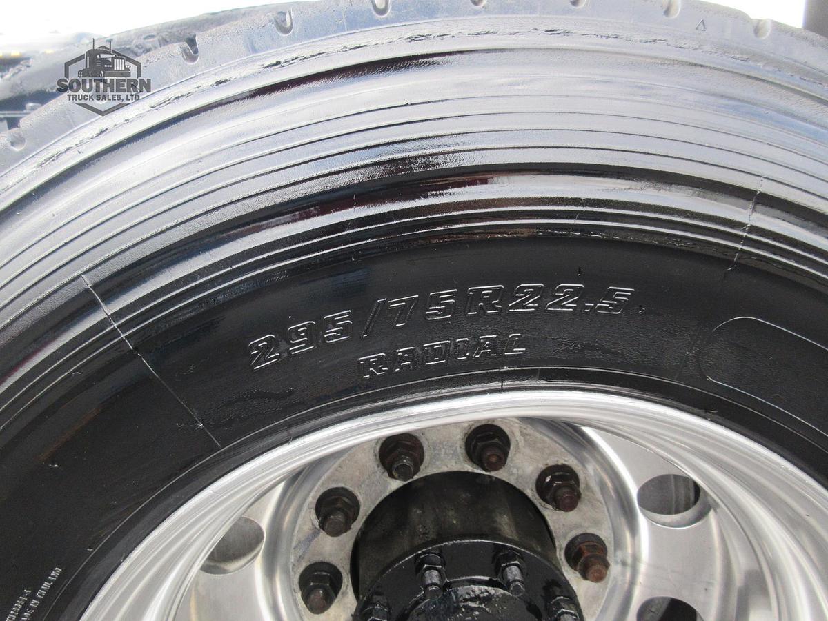 Used 2018 FREIGHTLINER CASCADIA 125