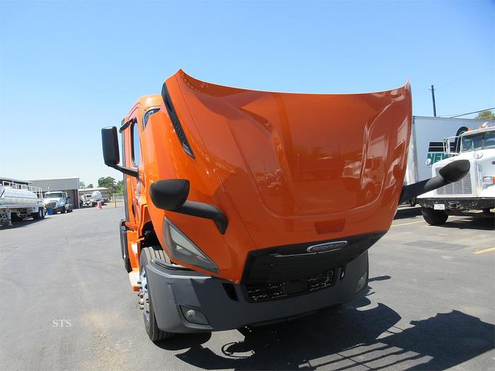 Used 2018 FREIGHTLINER CASCADIA 116