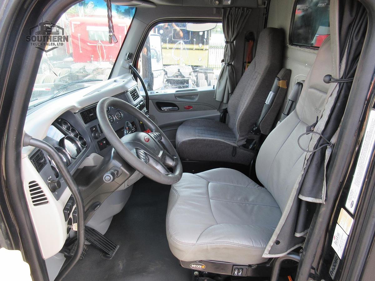 Used 2018 PETERBILT 579