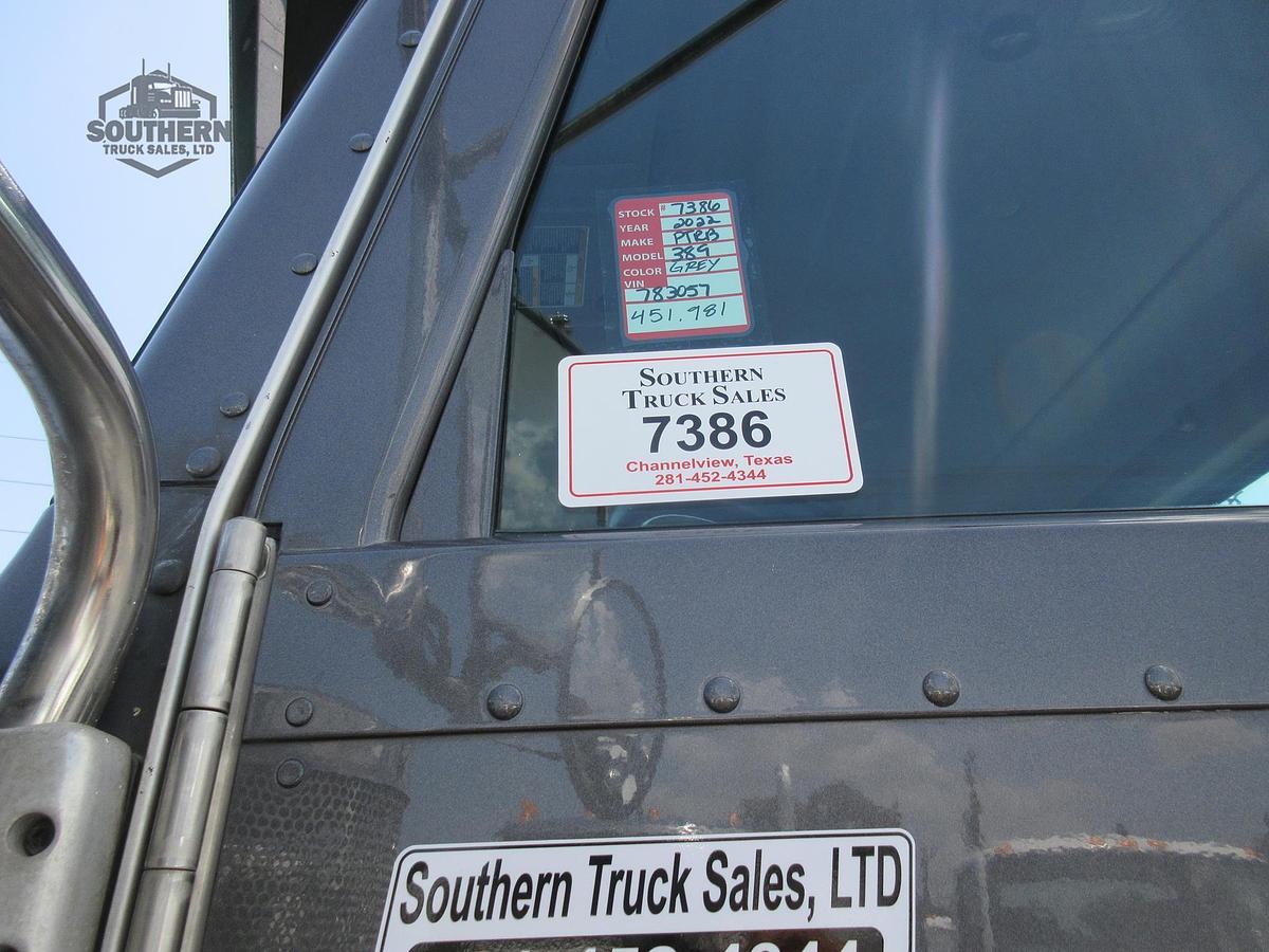 Used 2022 PETERBILT 389