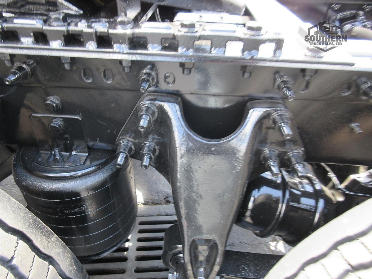 Used 2021 INTERNATIONAL LT