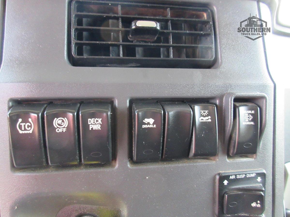 Used 2019 PETERBILT 567