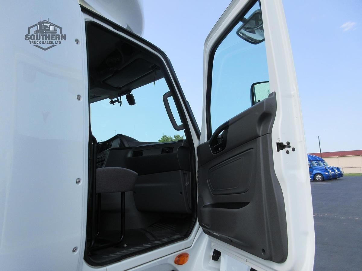 Used 2021 INTERNATIONAL LT