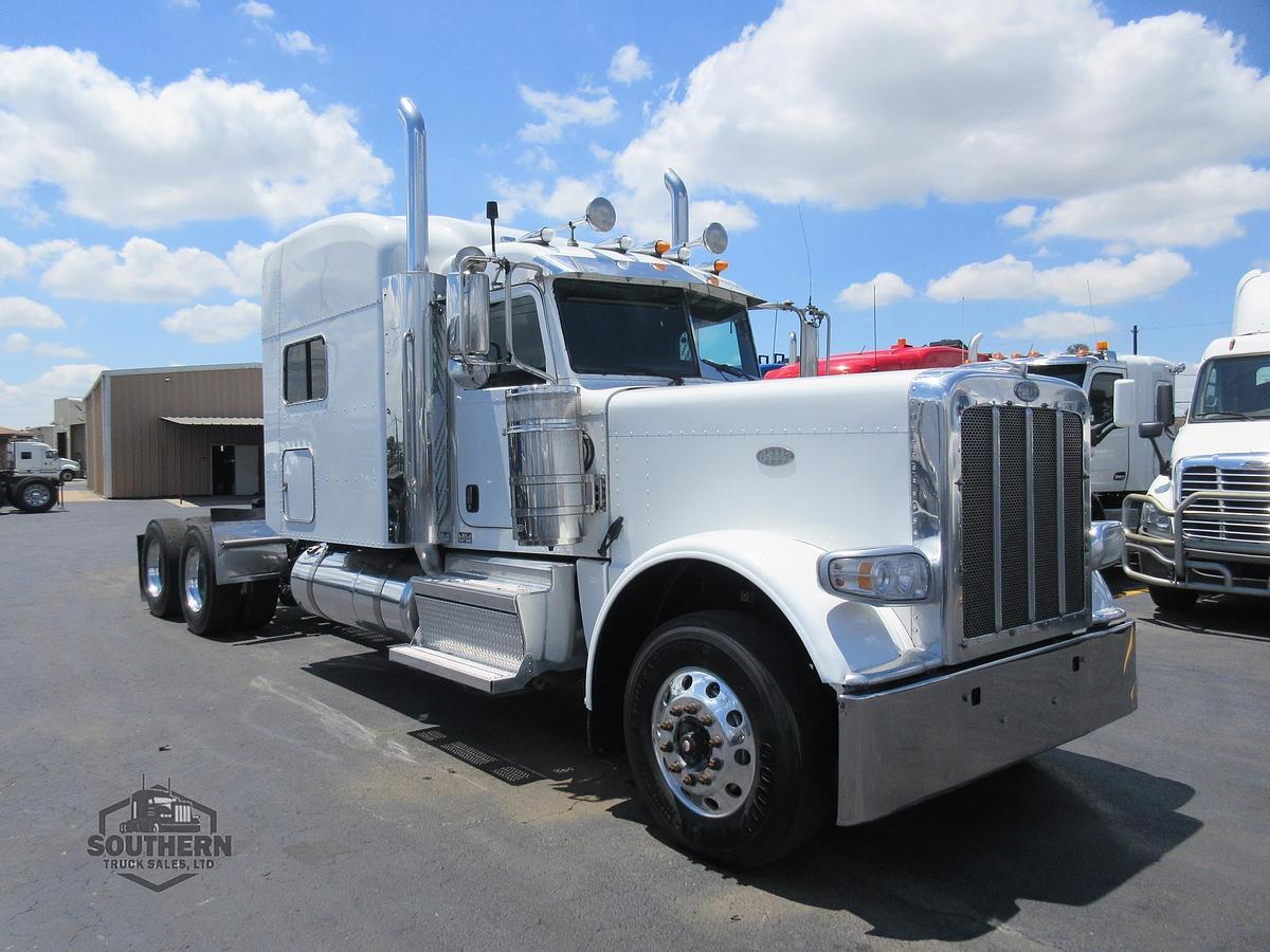 Used 2020 PETERBILT 389