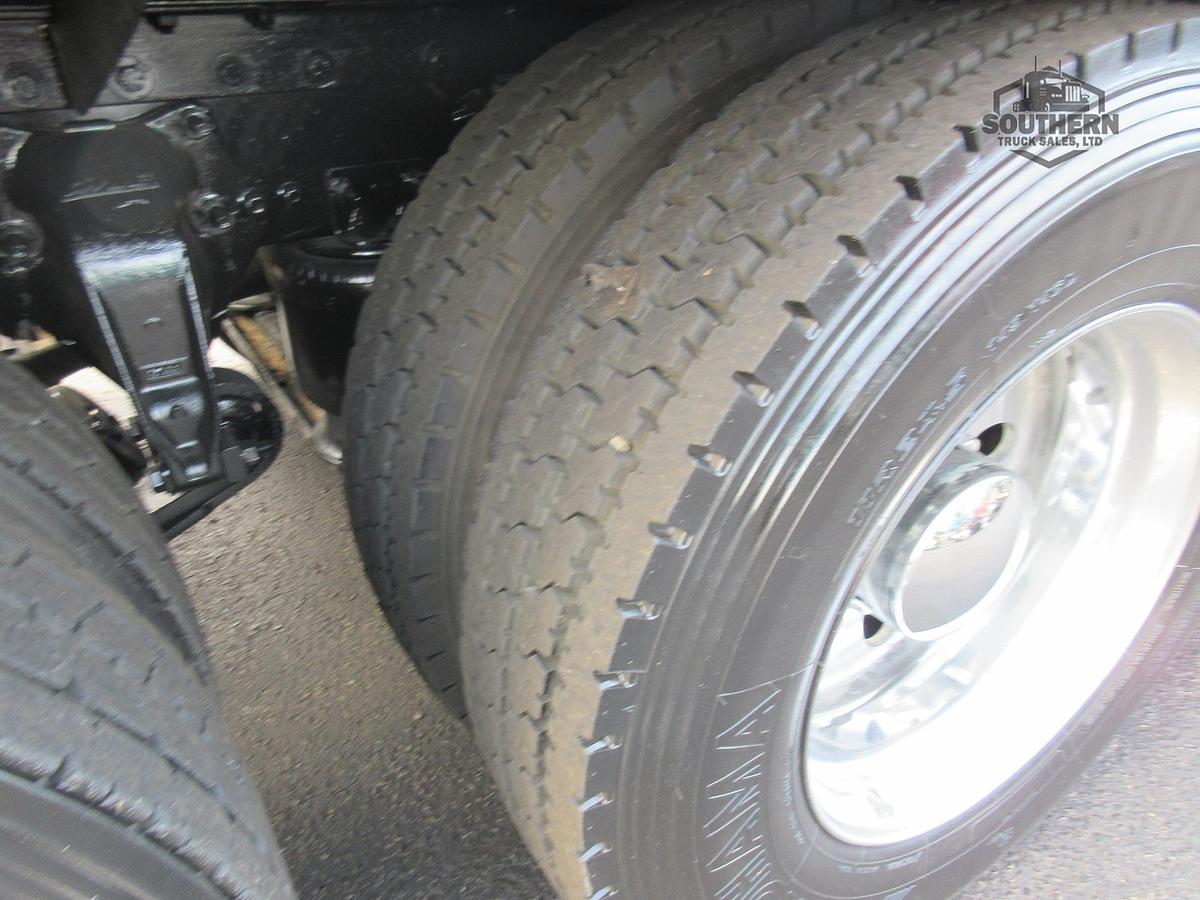 Used 2018 FREIGHTLINER CORONADO 122 SD