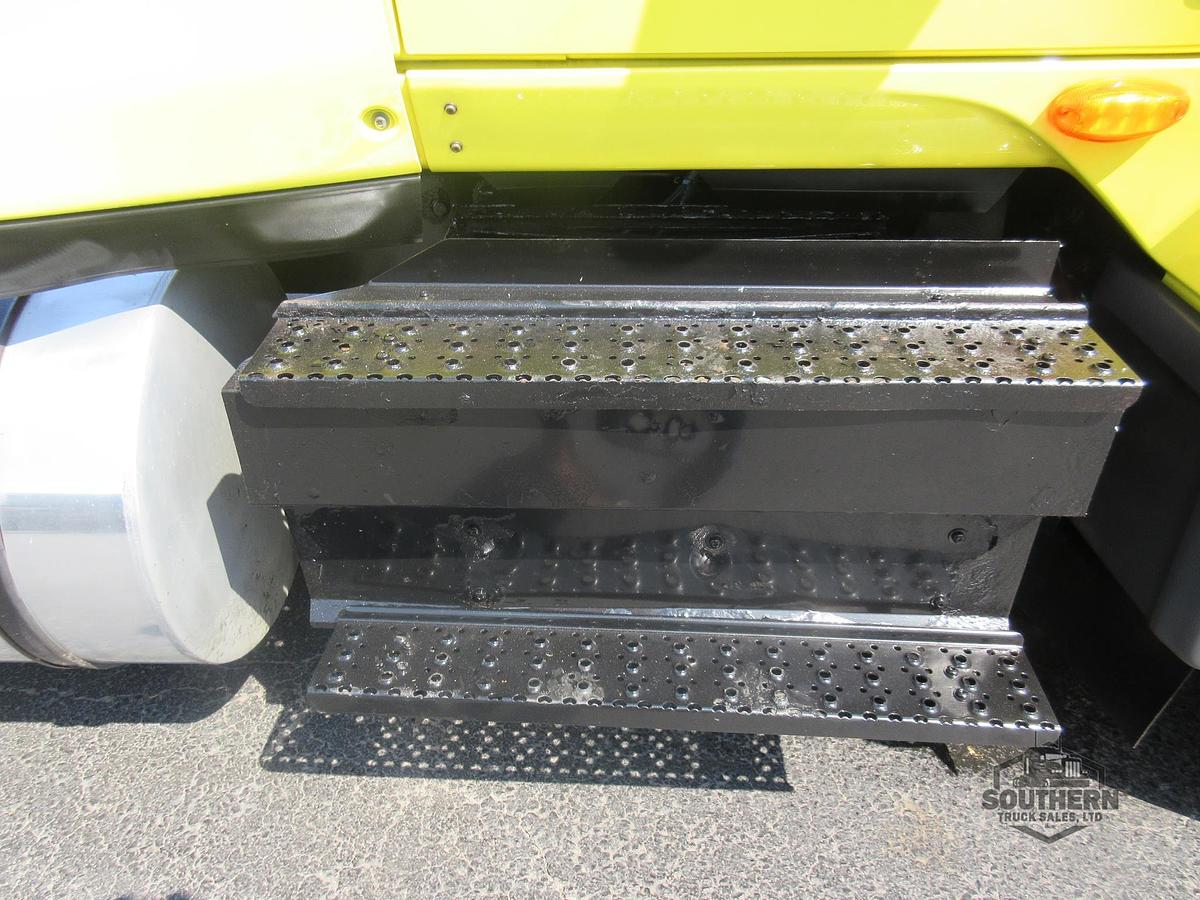 Used 2023 INTERNATIONAL LT