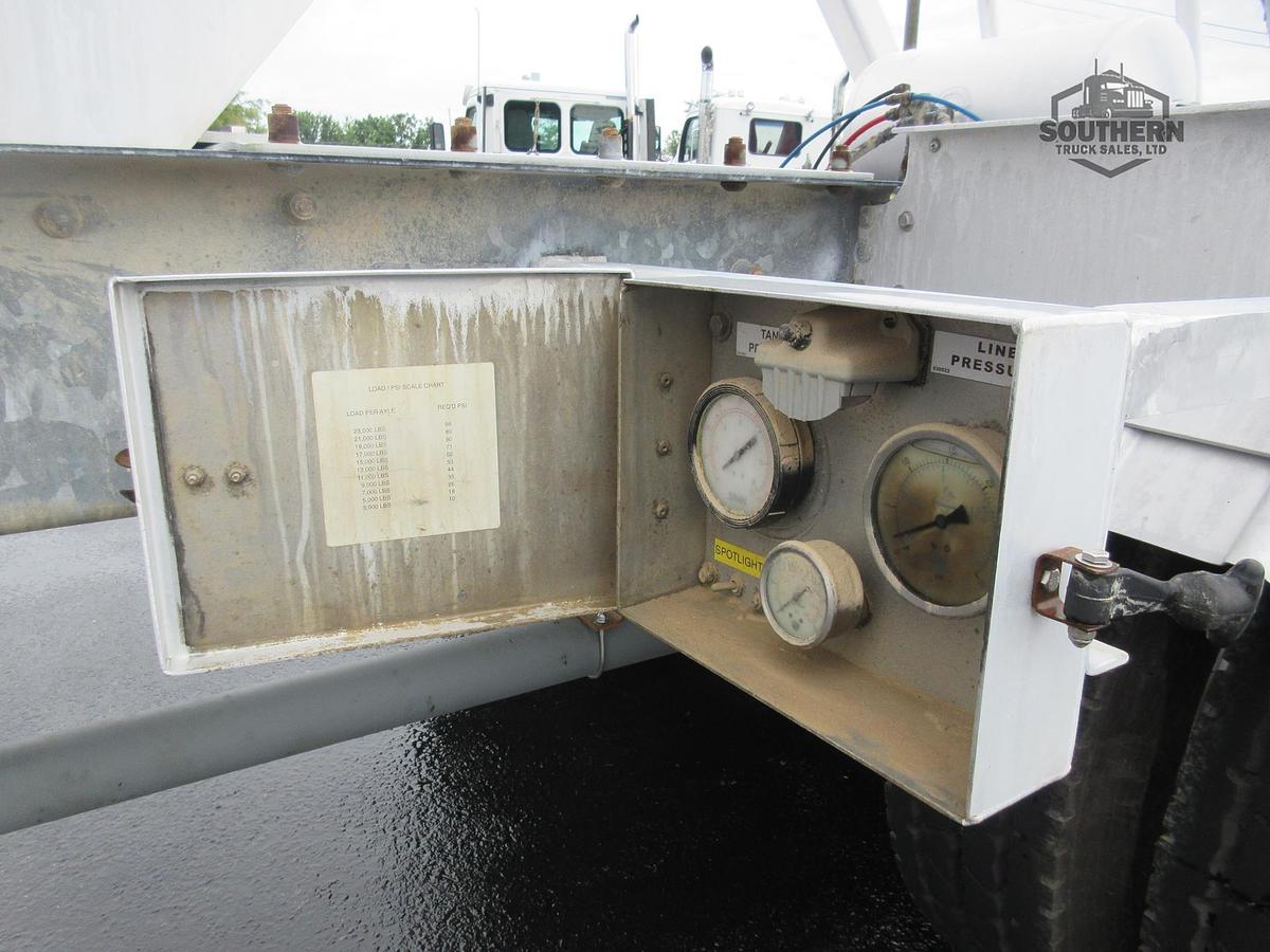 Used 2011 POLAR 42 ft