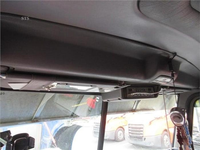 Used 2018 PETERBILT 389