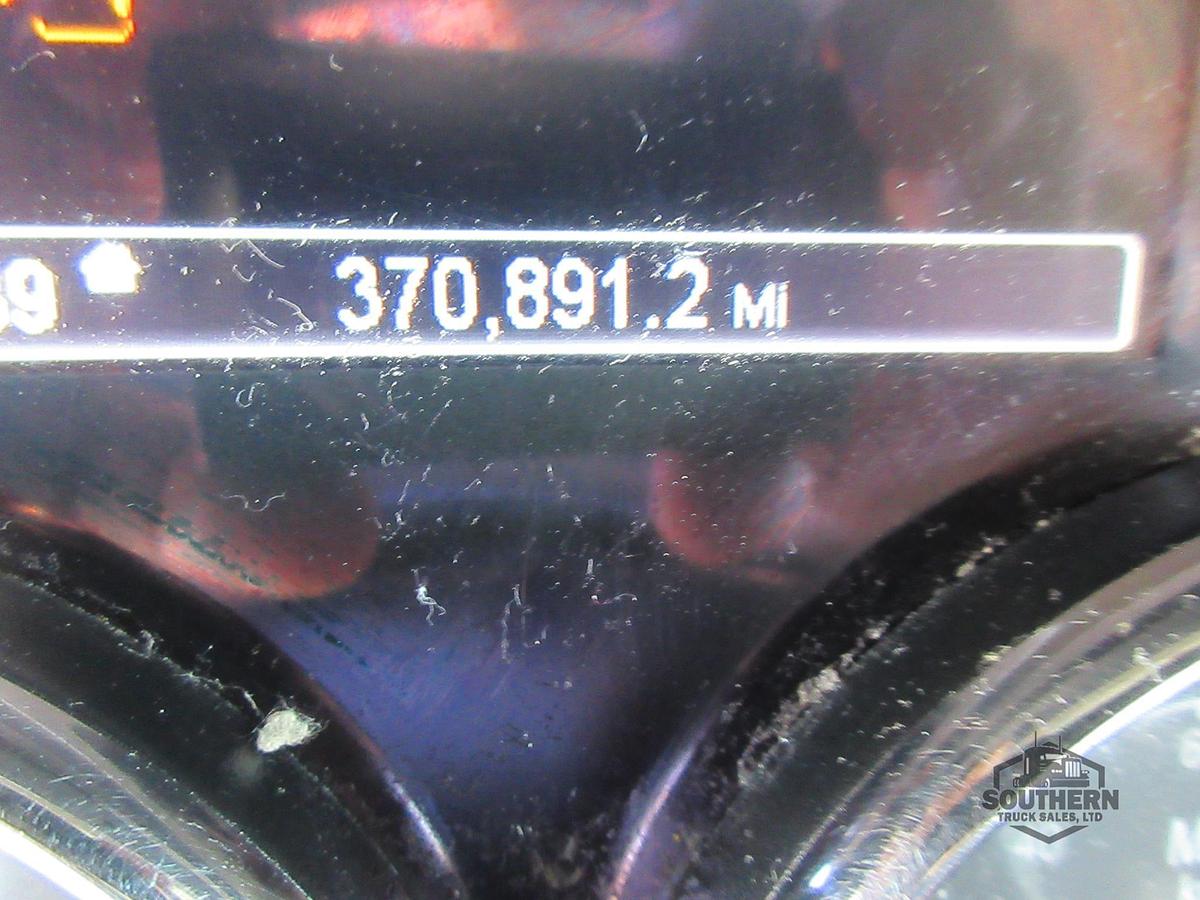 Used 2020 PETERBILT 567