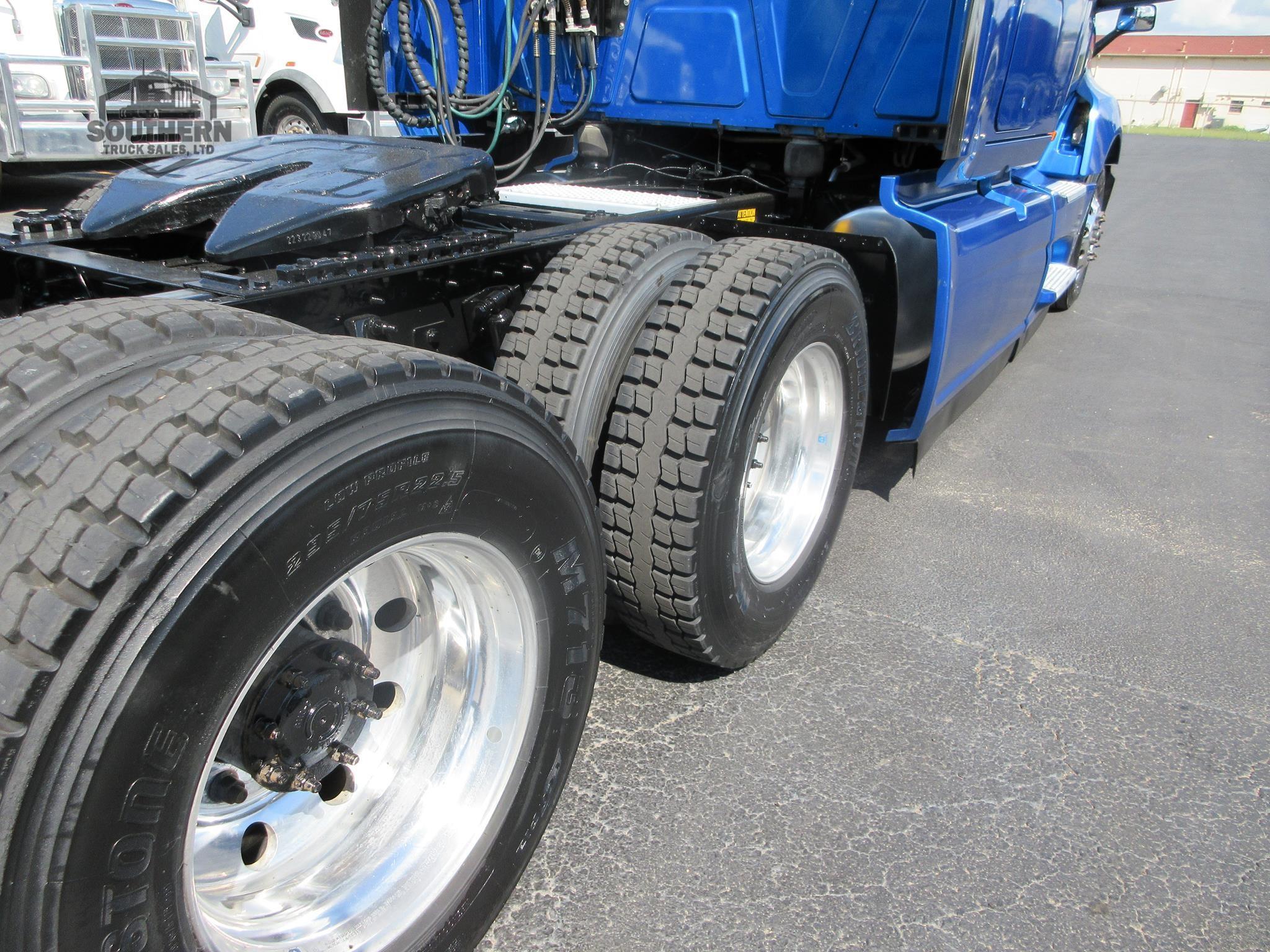 Used 2021 INTERNATIONAL LT
