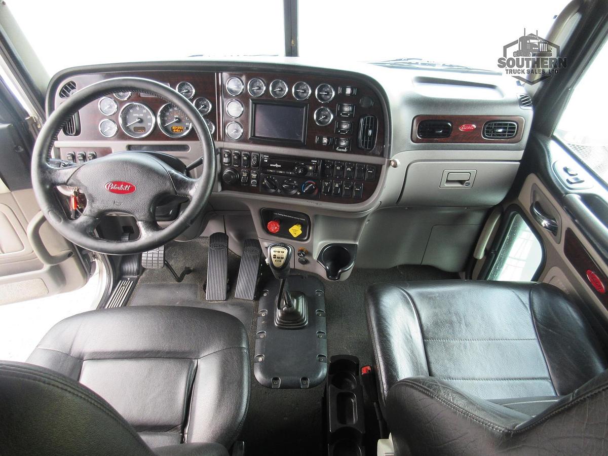 Used 2020 PETERBILT 389