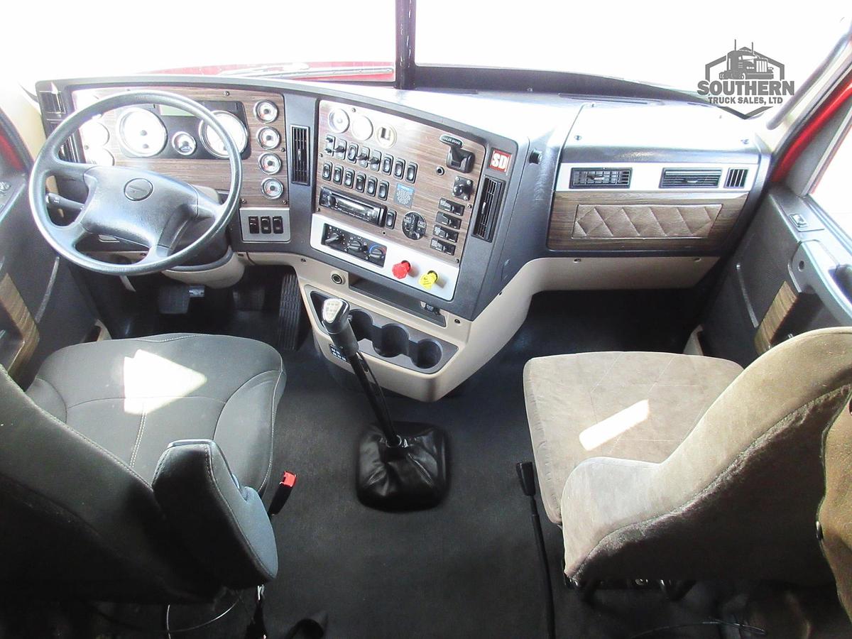 Used 2020 FREIGHTLINER CORONADO 122 SD