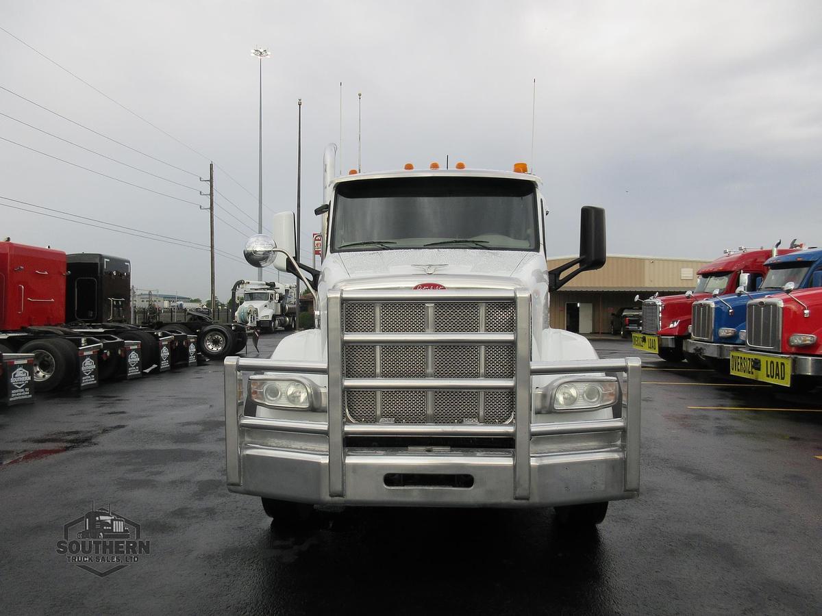 Used 2019 PETERBILT 567