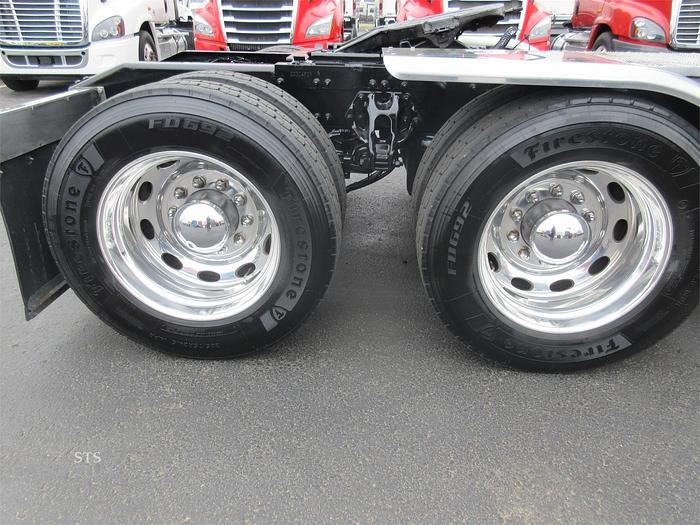 Used 2019 PETERBILT 389