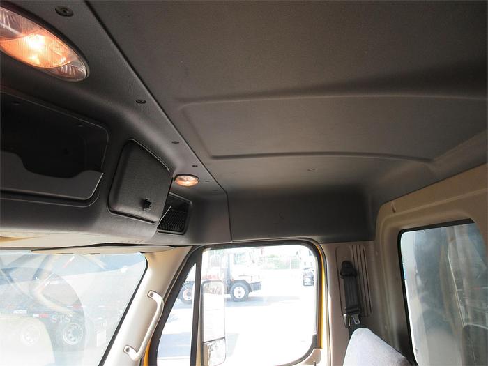 Used 2016 FREIGHTLINER CASCADIA 125