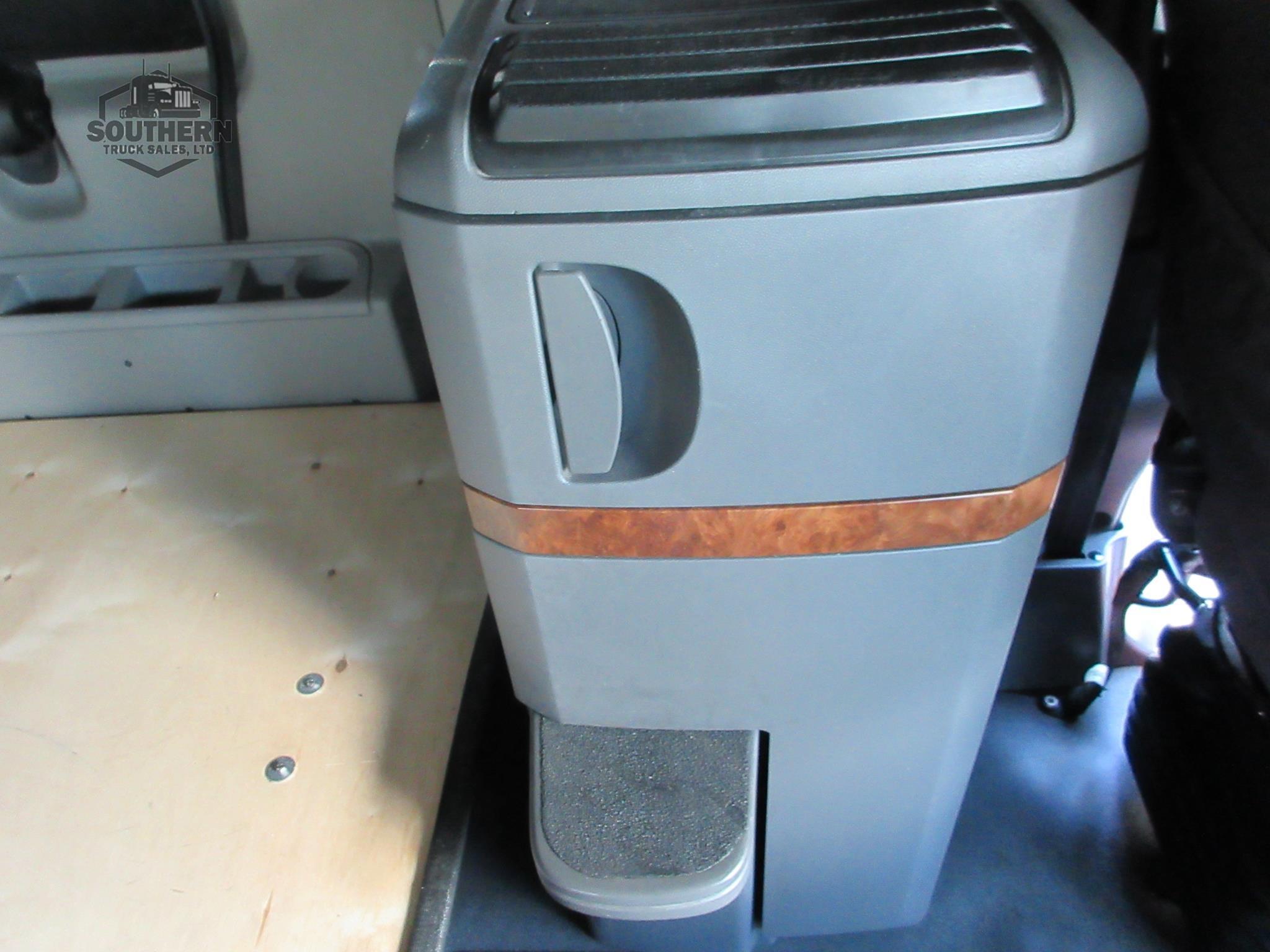 Used 2021 INTERNATIONAL LT