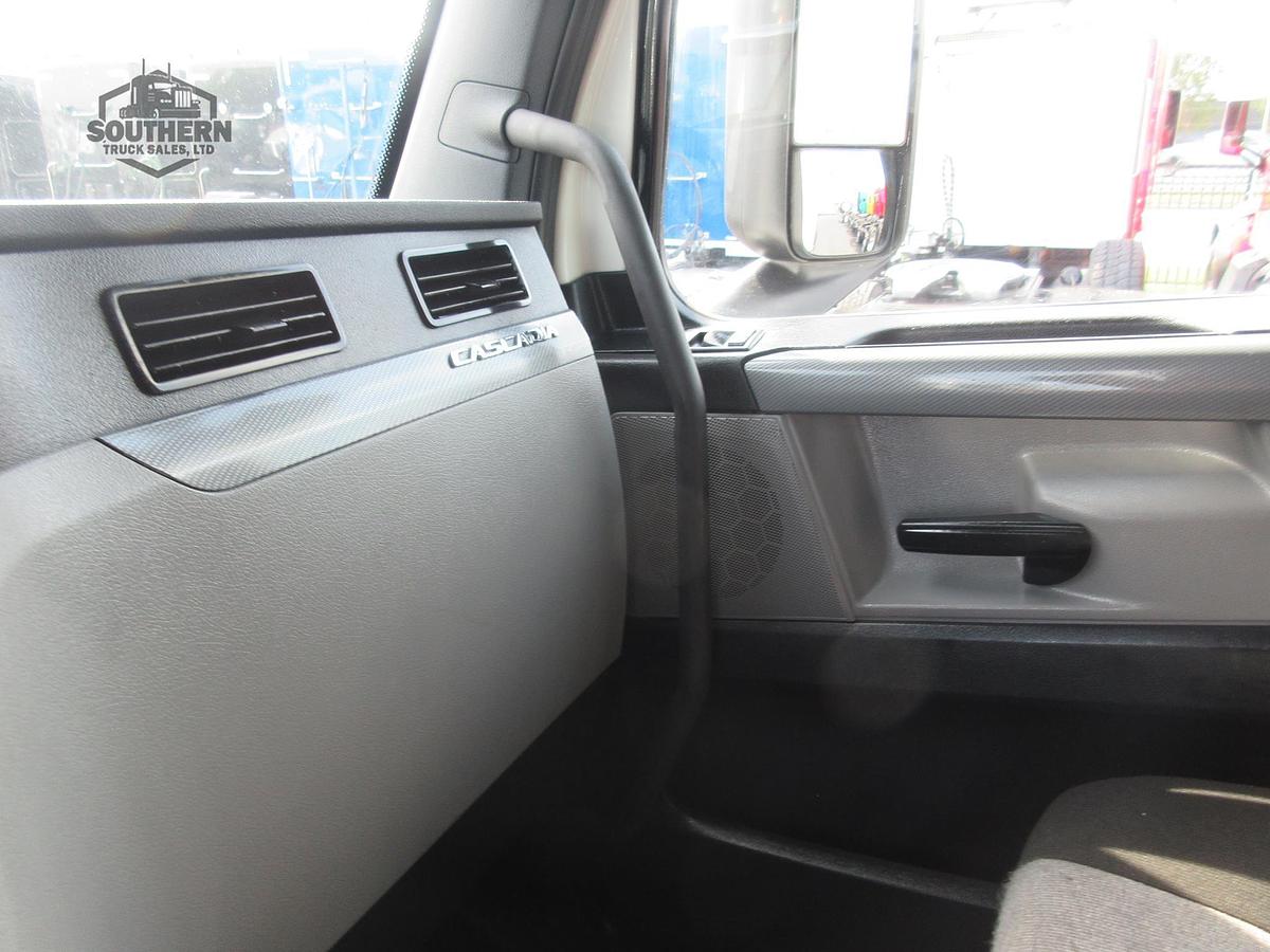 Used 2020 FREIGHTLINER CASCADIA 126