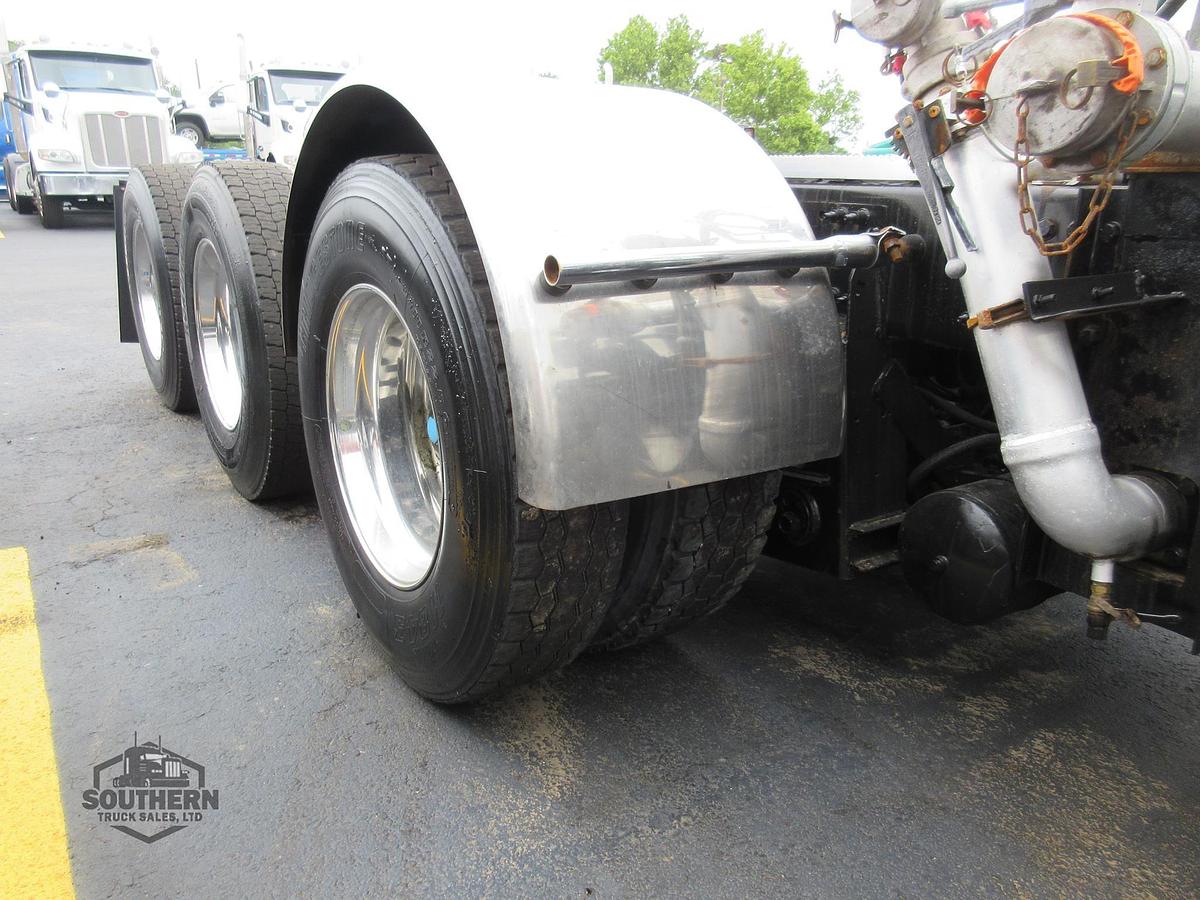 Used 2019 PETERBILT 567