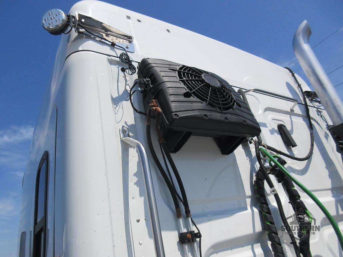 Used 2020 FREIGHTLINER CASCADIA 126