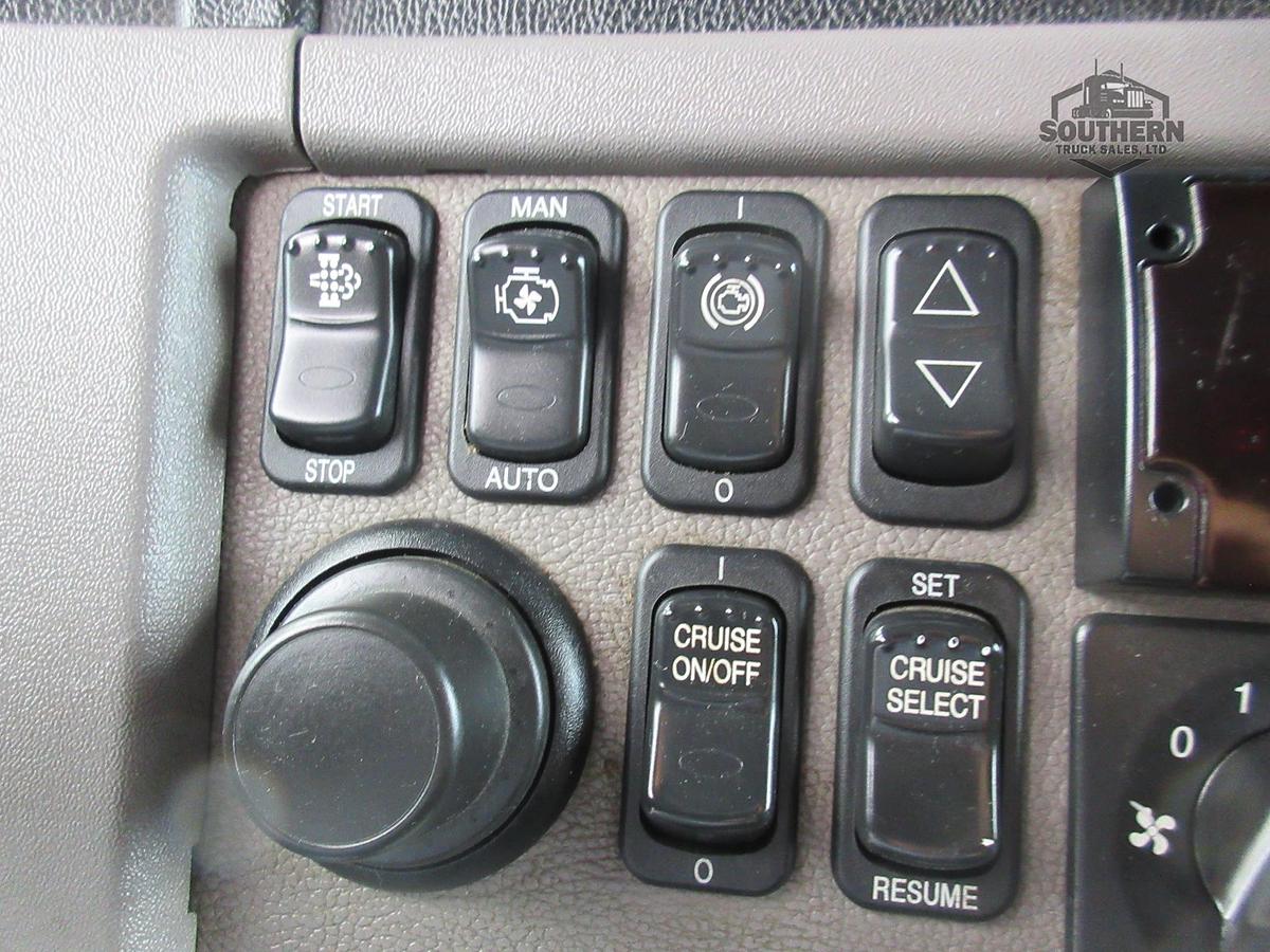 Used 2019 PETERBILT 389