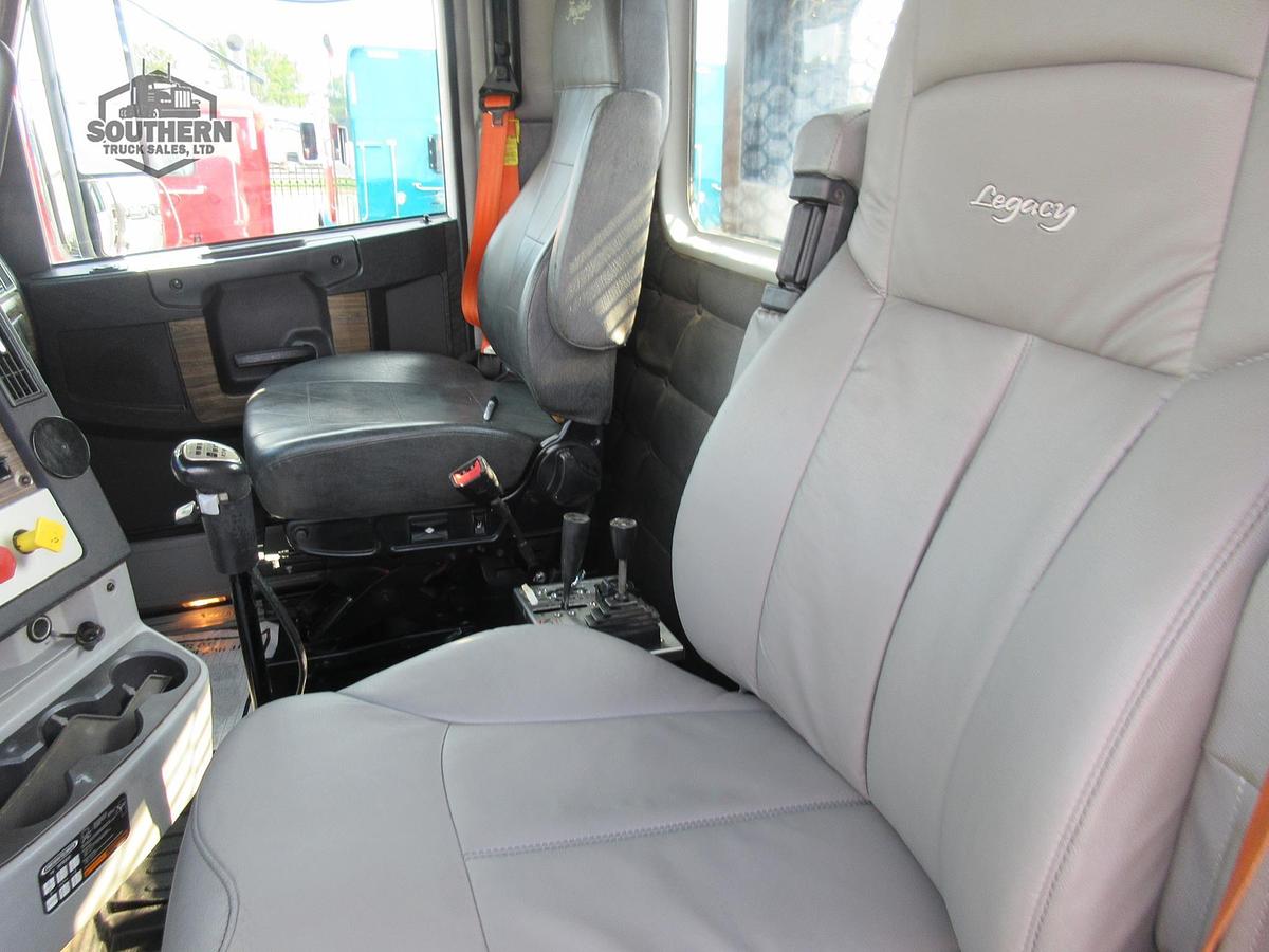 Used 2018 FREIGHTLINER CORONADO 122 SD