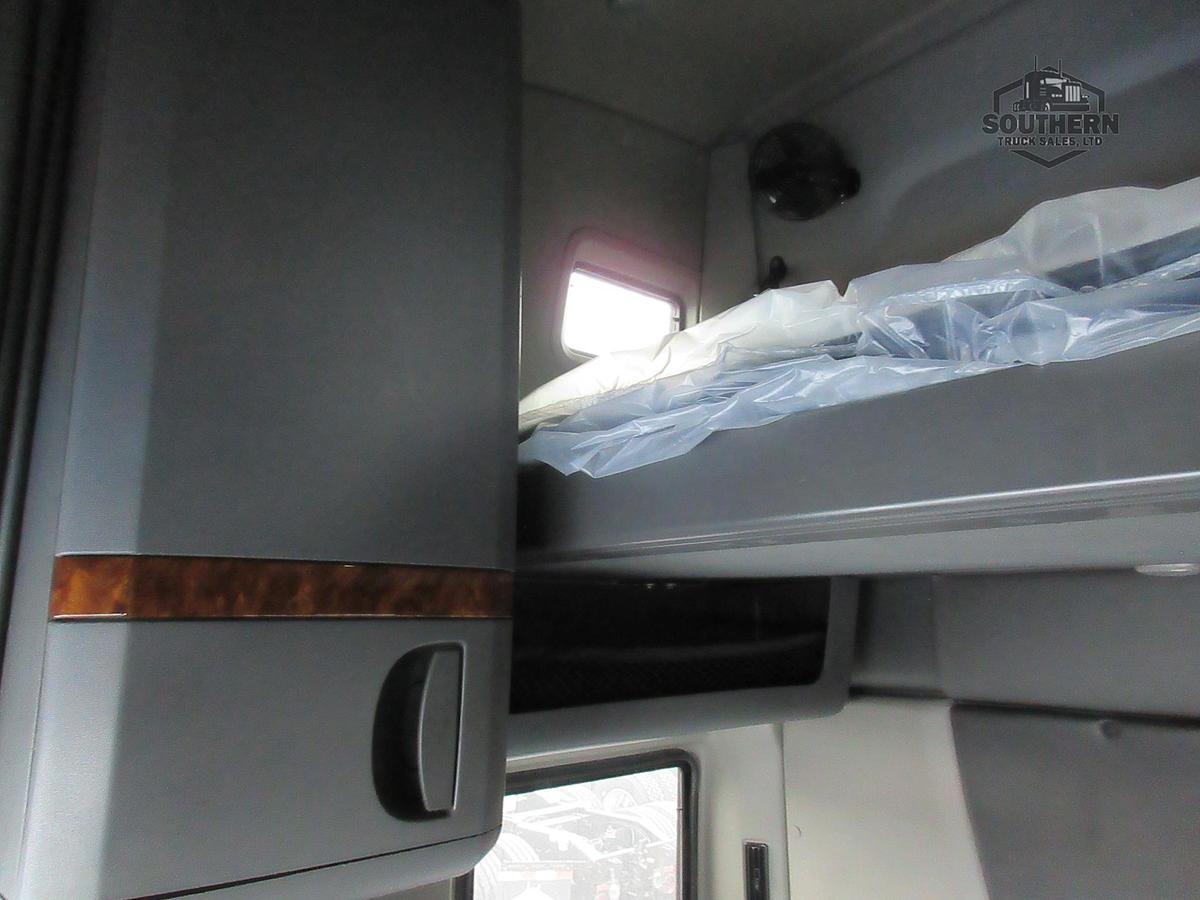 Used 2021 INTERNATIONAL LT