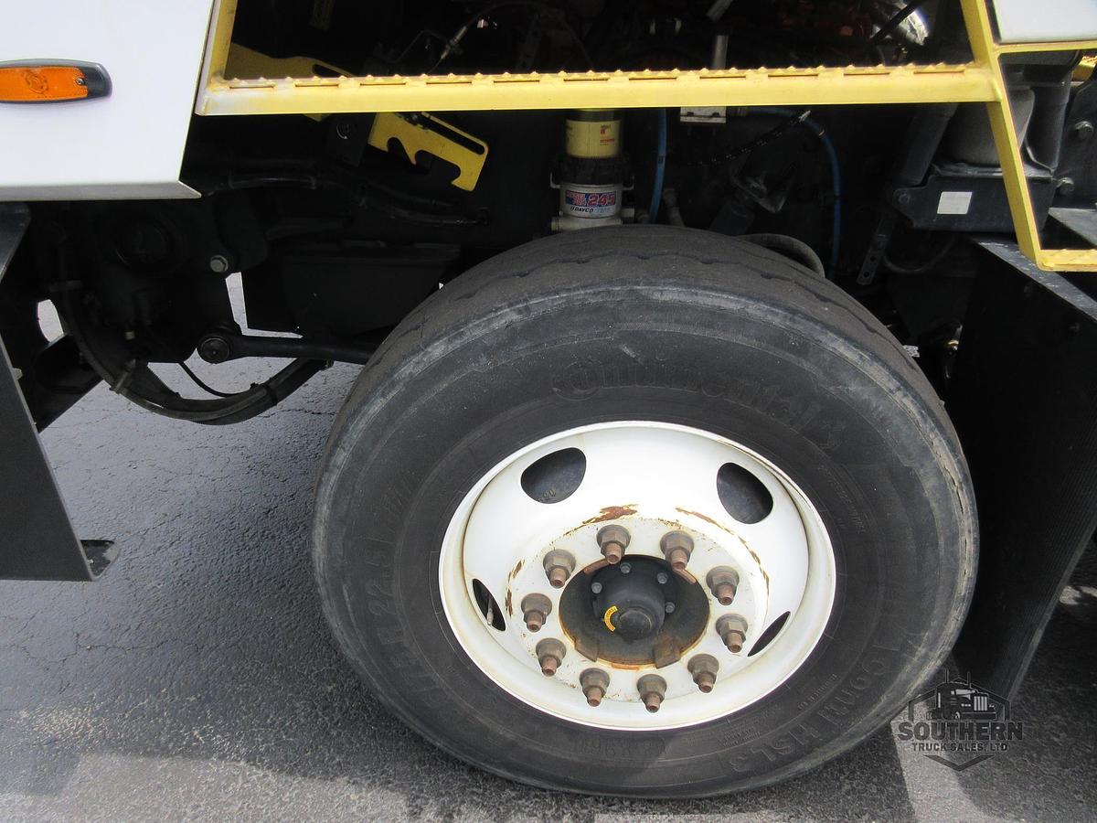 Used 2022 AUTOCAR XSPOTTER ACTT
